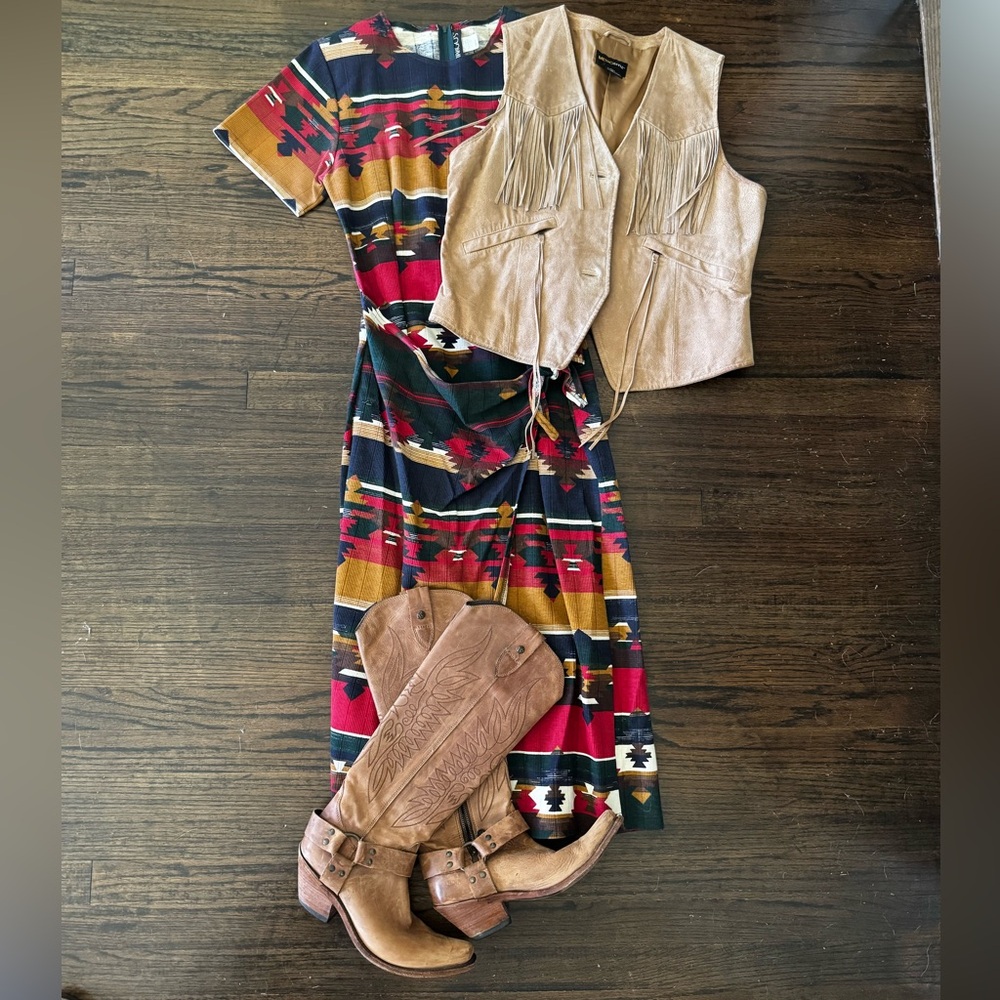 Margo’s • Vintage • USA • Large • Multi-Colors • Aztec • Dress only